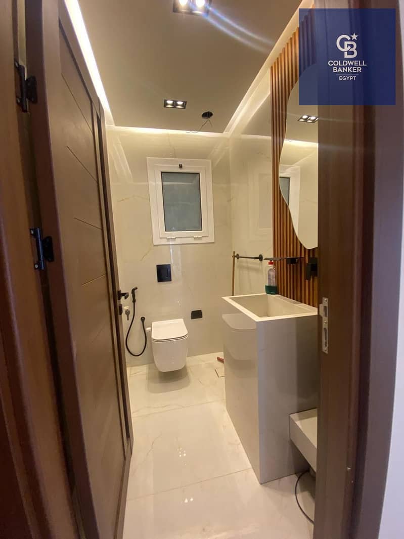 10 9ce3304f-7eb8-43c3-857e-d09885126f6f. jpeg