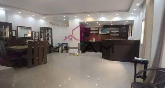 5 photo_5814610095394982912_y. jpg