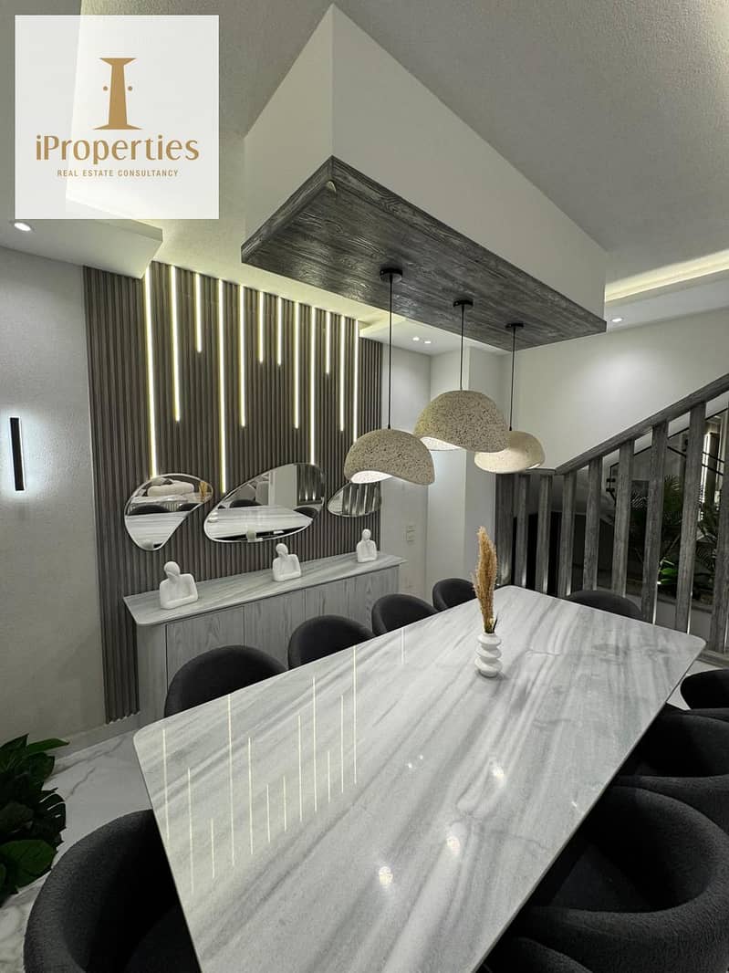 12 WhatsApp Image 2025-10-28 at 15.01. 25_0201360f. jpg