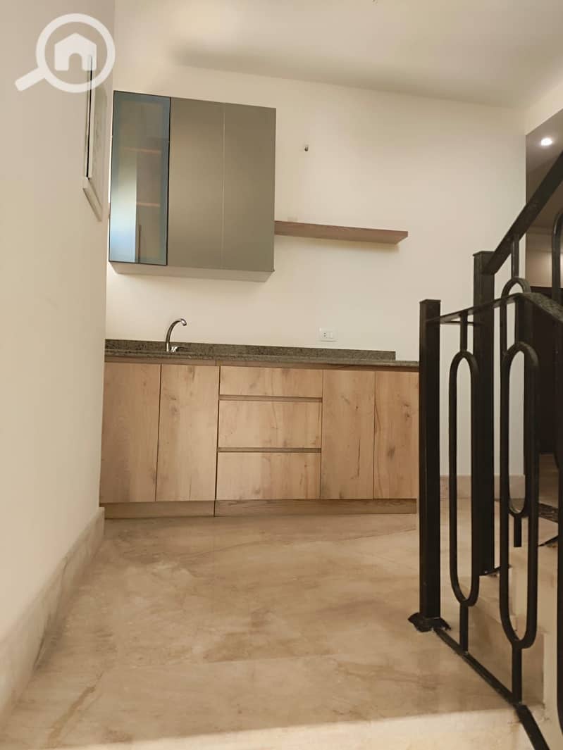 4 WhatsApp Image 2025-04-08 at 11.28. 42 AM (1). jpeg