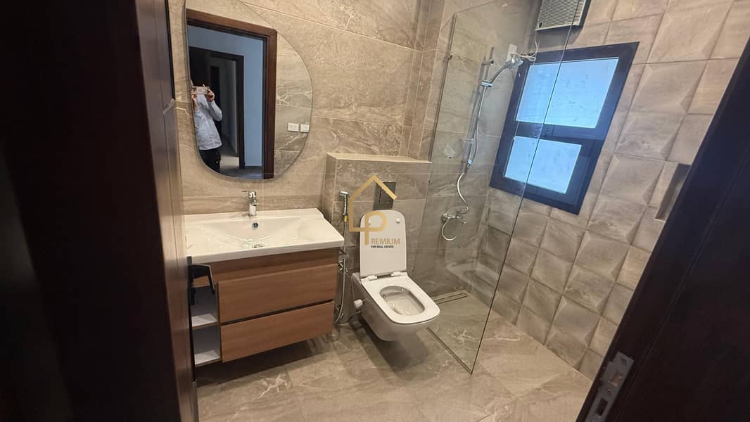 12 WhatsApp Image 2025-11-09 at 2.21. 45 PM. jpeg