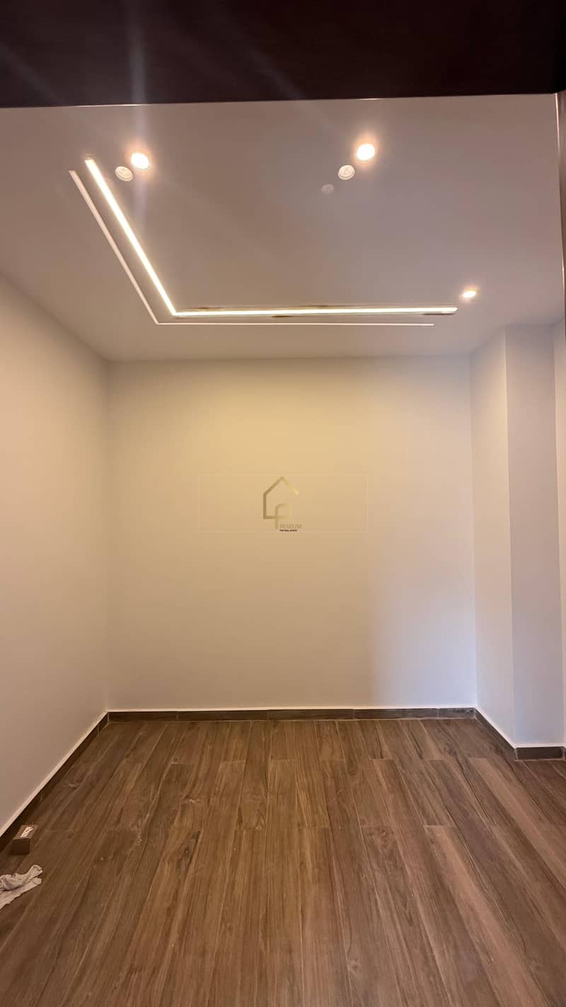 14 WhatsApp Image 2025-11-09 at 2.21. 47 PM. jpeg