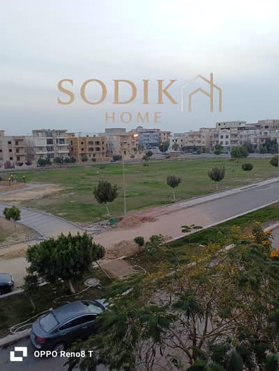 فلیٹ 3 غرف نوم للبيع في العبور، القاهرة - 890d0632-93e8-46b4-906c-097fc2067556. jpg