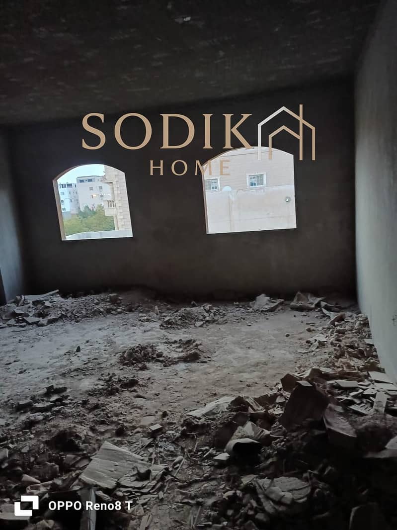 2 06dfdfe5-13d9-45ee-b4f5-7d2113951705. jpg