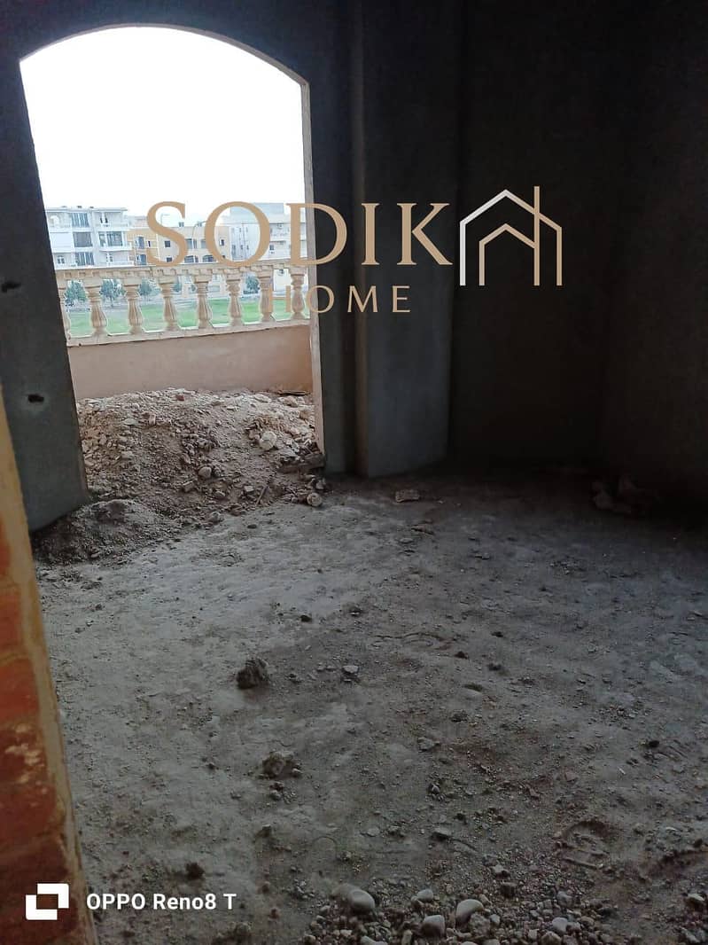 3 7681fed2-e3f4-4d52-a4d6-8e1cf2c95bd3. jpg