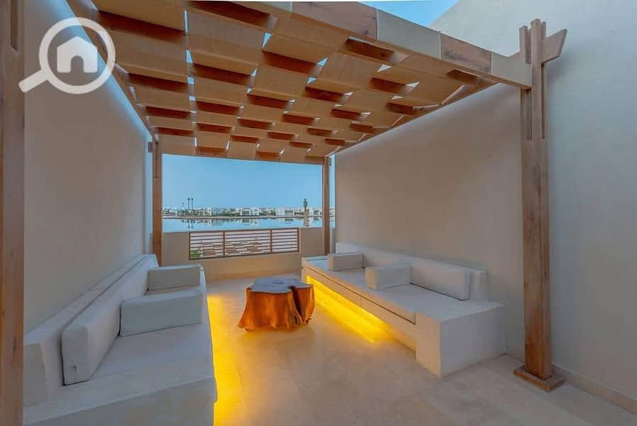 8 557788795_122245241822079718_7077431309730979221_n. jpg