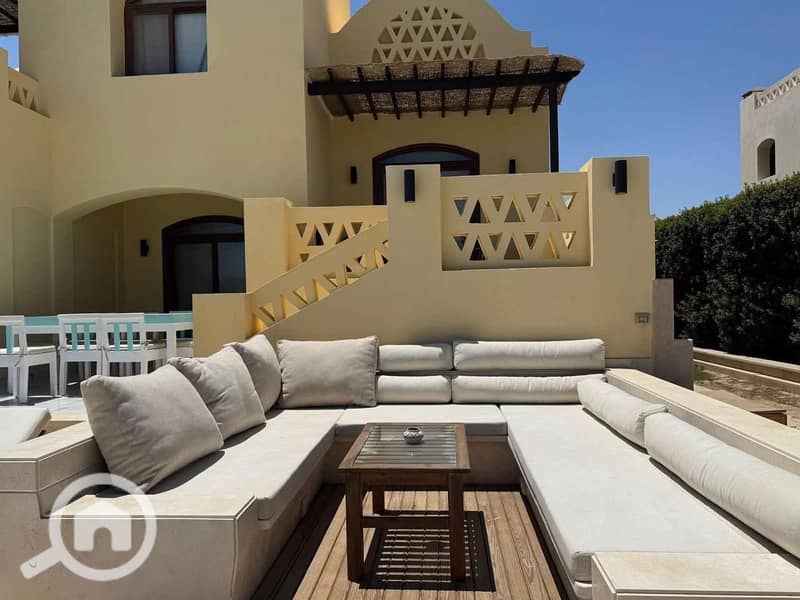 9 574480150_122305548068189765_3888365689182232706_n. jpg