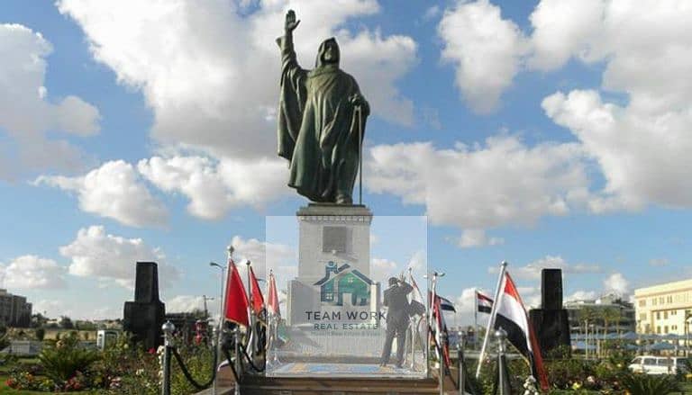 10 133-203327-sheikh-zayed-egypt-biography-humanitarian_700x400. jpg