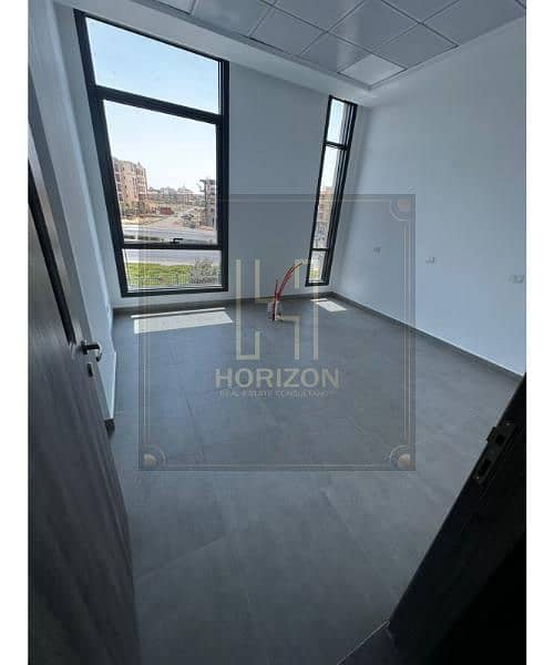 2 WhatsApp Image 2025-11-13 at 12.14. 37 PM (2). jpg