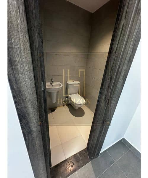 4 WhatsApp Image 2025-11-13 at 12.14. 36 PM (2). jpg