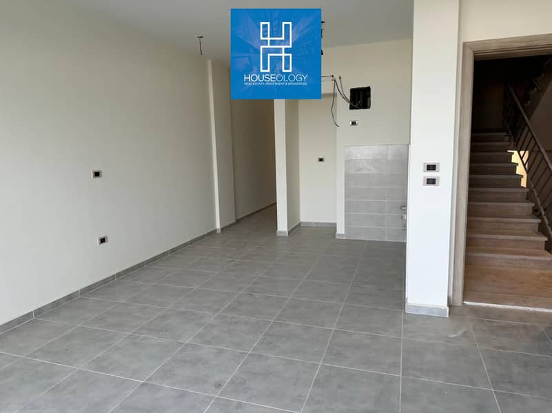 4 WhatsApp Image 2025-11-13 at 15.07. 25. jpeg