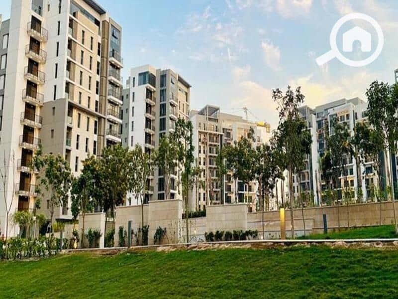 8 4744333-9b9cao. jpg