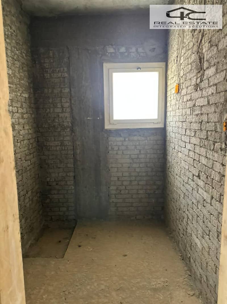 32 WhatsApp Image 2025-11-13 at 3.20. 26 PM (1). jpeg