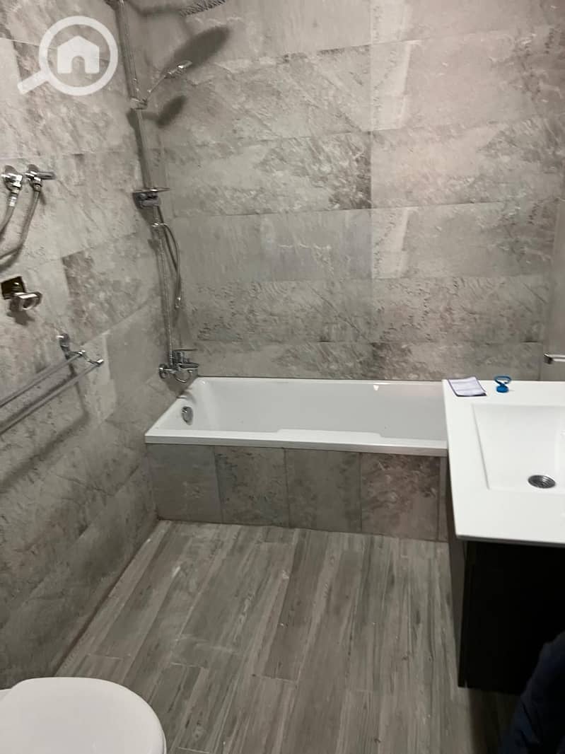 8 ccea3047-75ee-4659-9c61-4655ddcd143c. jpg