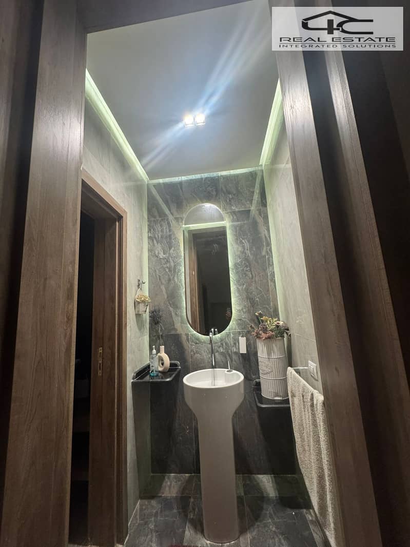 14 WhatsApp Image 2025-11-13 at 5.54. 26 PM. jpeg