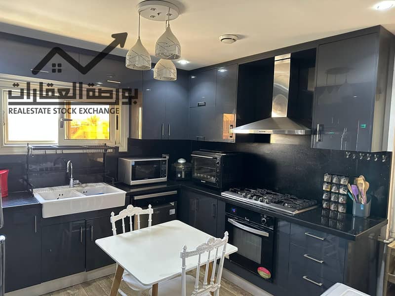 13 fdde5965-d9c4-4dd9-9183-0f60528acb0d. jpg