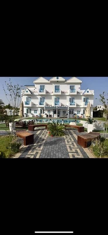 فيلا فندق للبيع في الريف الاوروبي فيلا فندق للبيع في الريف الاوروبي