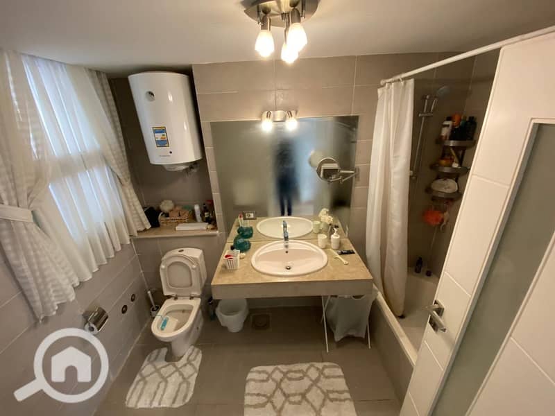 4 6f45cd00-8a78-4756-a060-f27897a8255b. jpeg