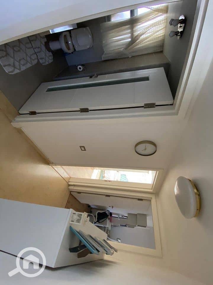 7 0616f36a-12b3-417f-ad24-3dca85ac3128. jpeg