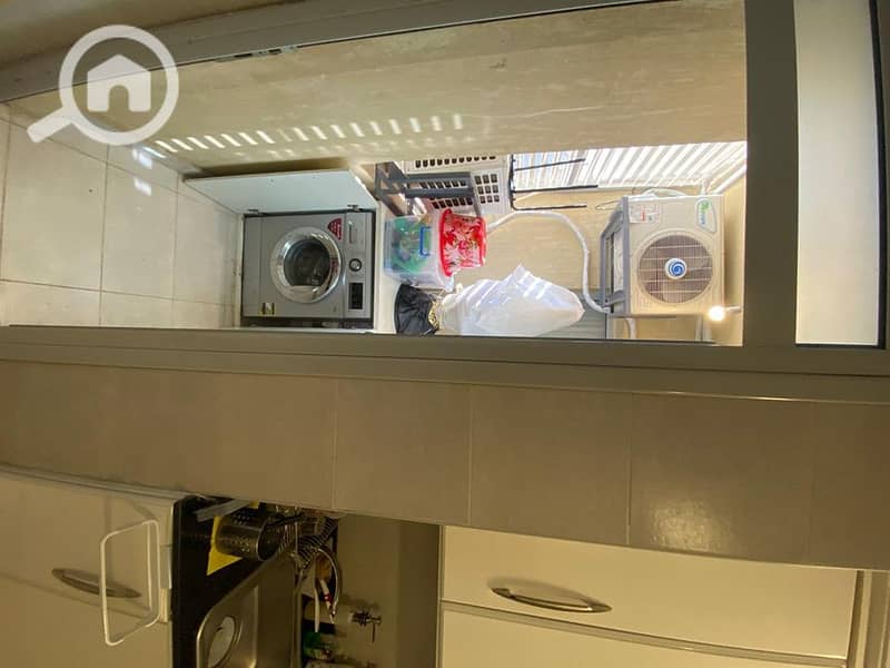 10 8904241f-2621-4ecd-a203-2d9a75d4883e. jpeg