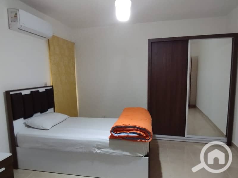 6 7d7e0111-4e65-42a0-bfa6-bf427f783986. jpg