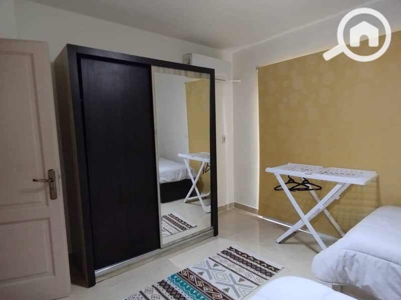 8 09ef2626-cacd-4b96-b84b-fb0aee90ef1b. jpg