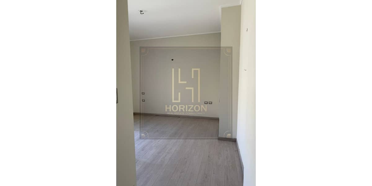 8 WhatsApp Image 2025-10-21 at 6.15. 20 PM. jpg