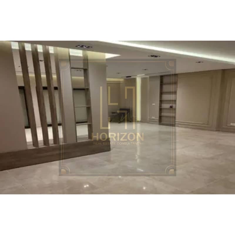 3 8215868-8627co. jpg