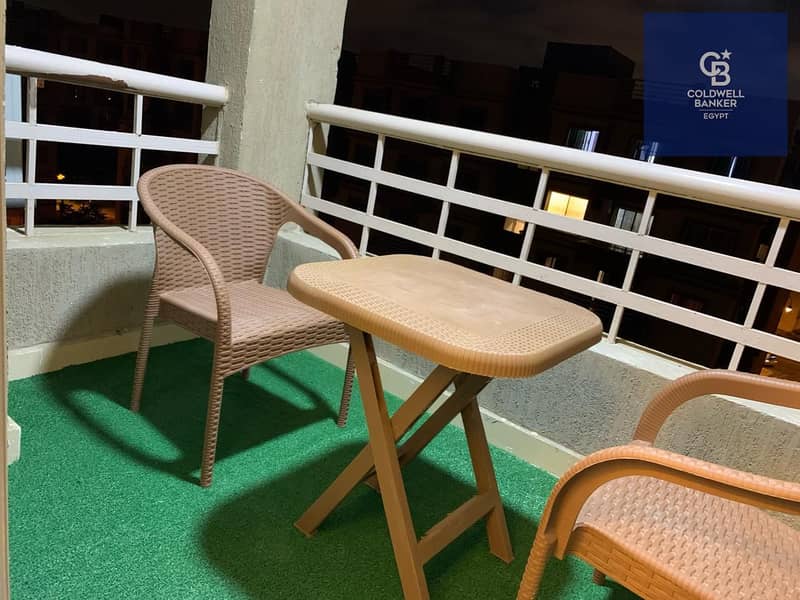 12 374dcd31-41b1-49be-a4ad-0e46b158e692. jpeg