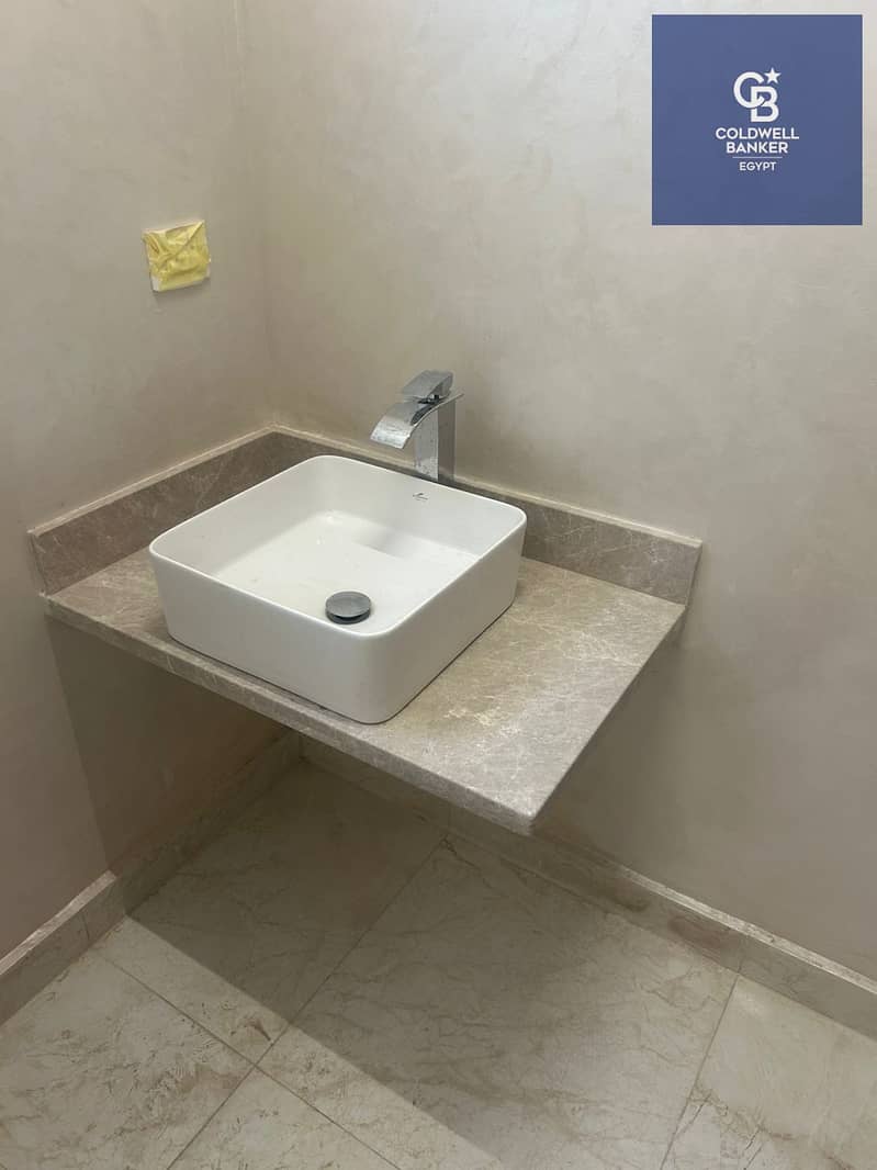 9 ae35d0c5-59e6-48fa-9047-77222107f98e. jpeg