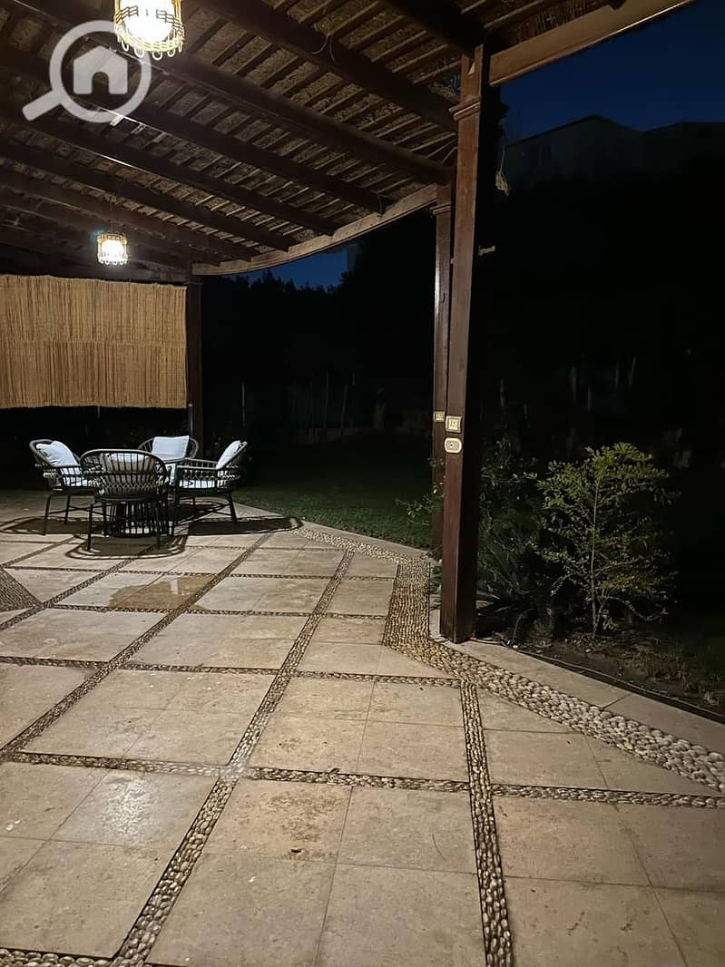 5 337c05cb-c8f4-4c1c-aba3-cc91b446f337. jpeg