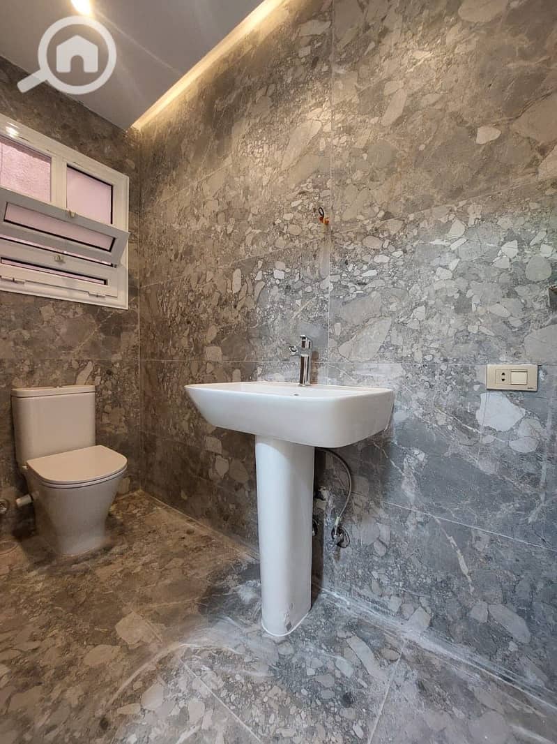 8 WhatsApp Image 2025-11-13 at 5.16. 52 PM (4). jpeg