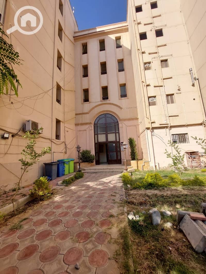 16 WhatsApp Image 2025-11-13 at 5.16. 50 PM (1). jpeg