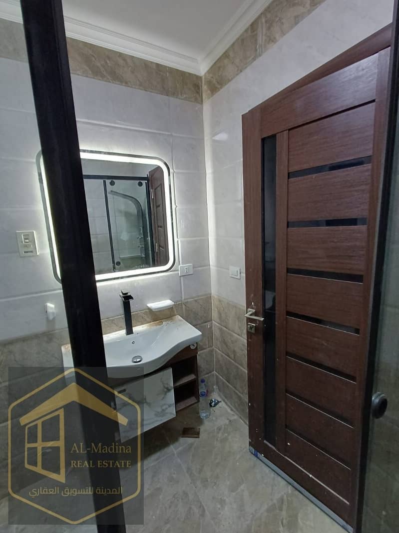 16 WhatsApp Image 2025-11-11 at 2.18. 45 PM. jpeg