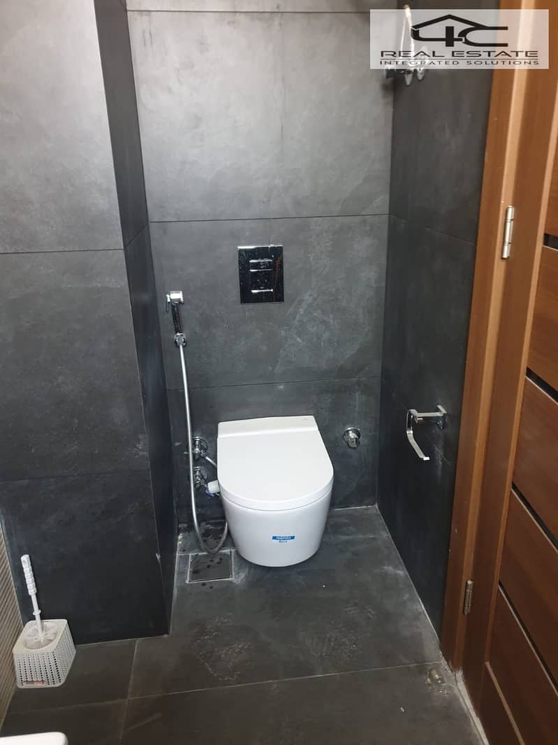 8 WhatsApp Image 2025-11-11 at 6.46. 27 PM. jpeg