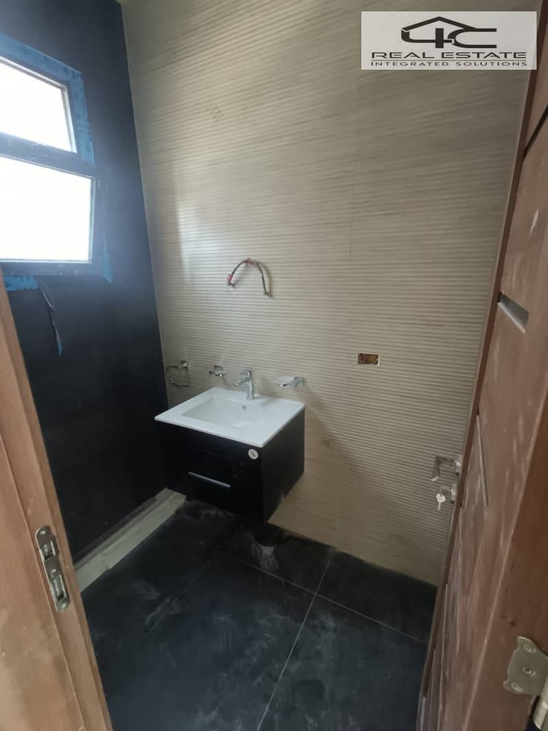 10 WhatsApp Image 2025-11-11 at 6.46. 26 PM (2). jpeg