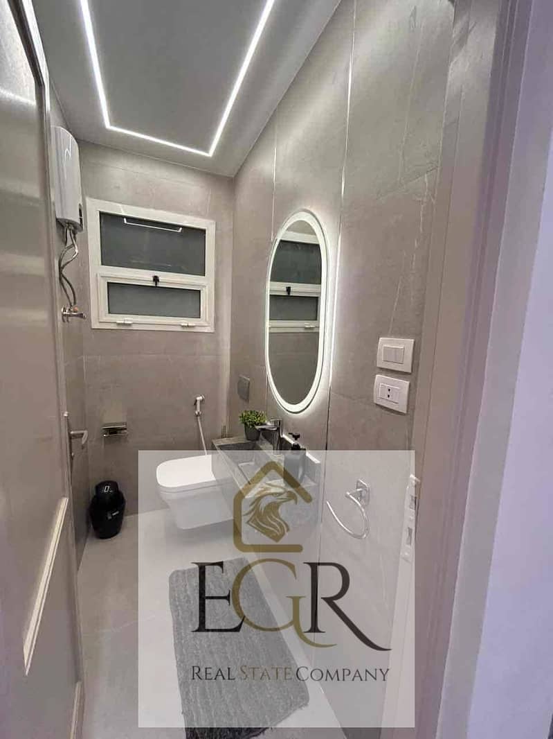 7 0b405e4b-5f2e-47af-91b0-a8ebc9bc7fc2. jpg