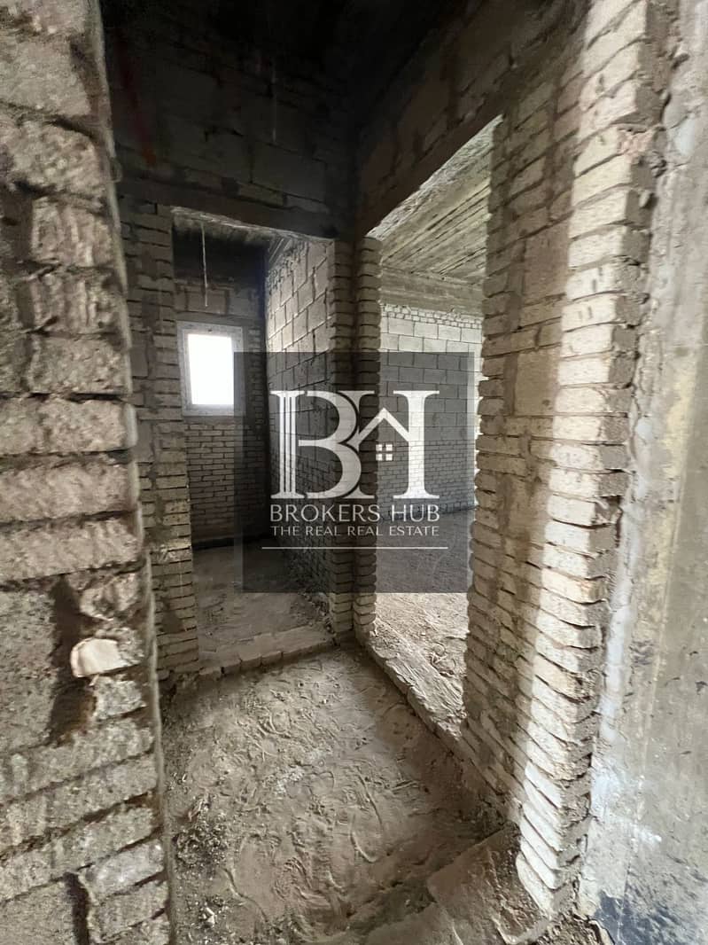 7 8232a0ee-76b5-4ee0-8c91-3d49ca88ff86. jpeg