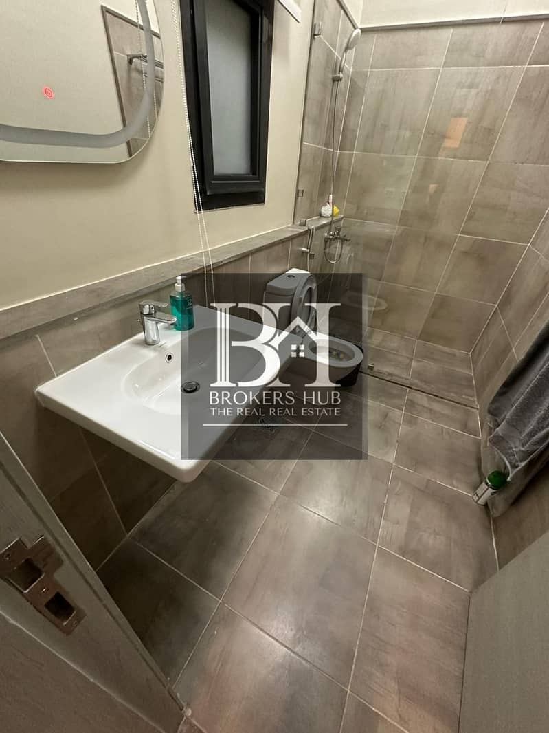 11 db1fe20e-f086-45c4-98ac-1e44c659a83b. jpeg