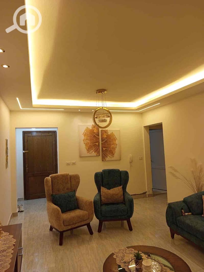 13 c82df92a-05c9-477f-adeb-db22cb22d2fb. jpg