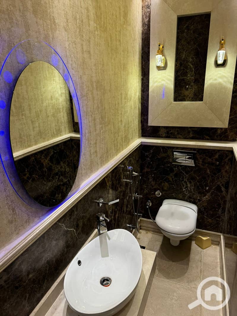 24 WhatsApp Image 2025-11-12 at 5.33. 07 PM (1). jpeg