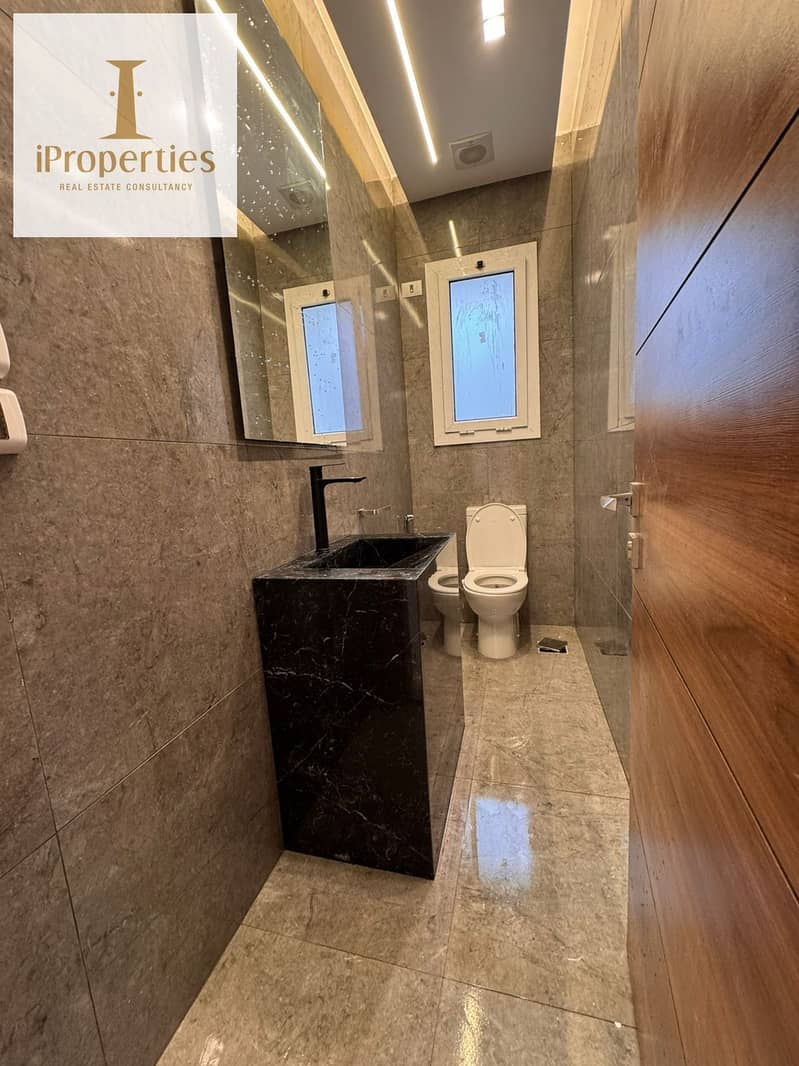 6 ee992383-a0df-4d1f-b33b-5dd5ff9809a2. jpeg