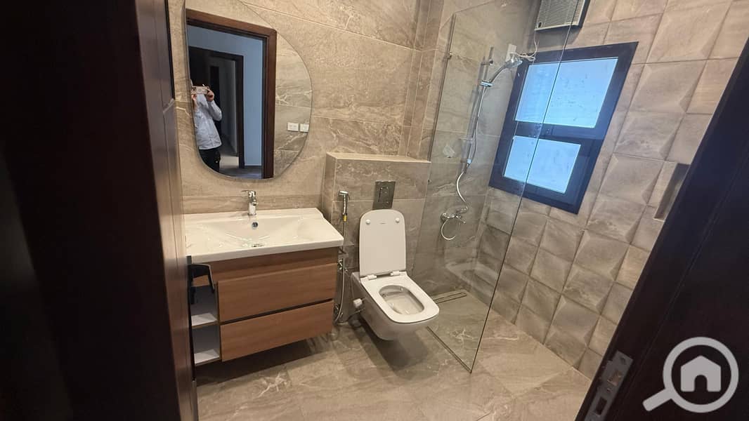 5 WhatsApp Image 2025-11-13 at 6.39. 23 PM. jpeg