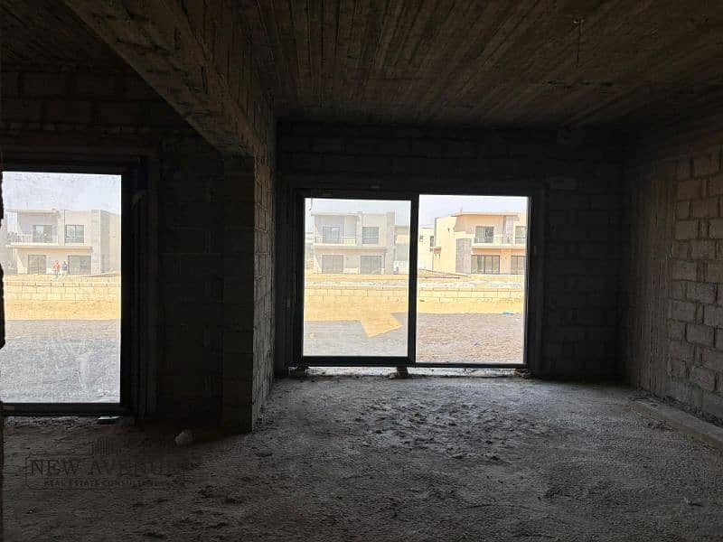 7 e9491944-0e2f-4711-a2b6-54c8debe9a78. jpg