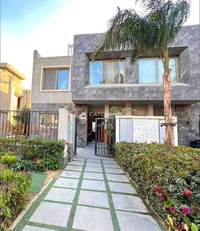 4 Bedroom Townhouse for Sale in Hadayek October, Giza - 577048946_122139622604933042_1464428242153924979_n. jpg