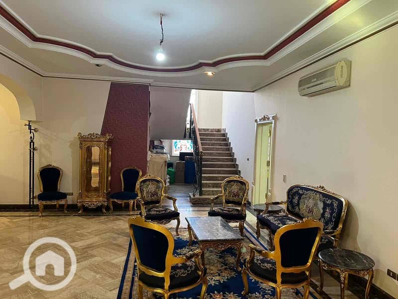 4 1008d363-7c7f-4d5b-a897-f49a486d9db4. jpg