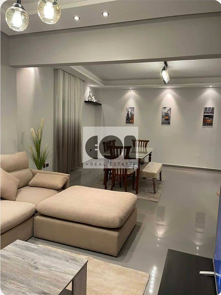 2 0f7e4919-3634-4a49-bc47-13e2930f1740. jpg