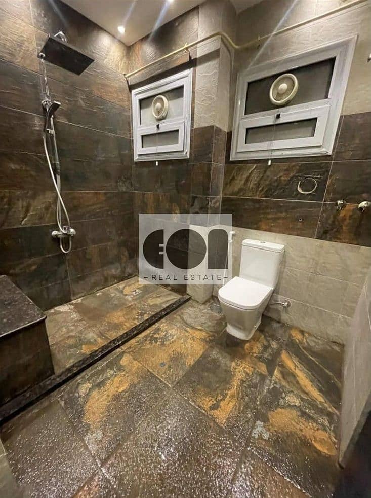 5 181ead56-8789-415c-b89b-340fc5534a57. jpg