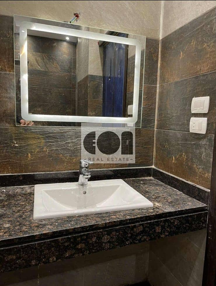 9 e7e9bdb4-62c6-470f-9ee6-f3a33cea0969. jpg