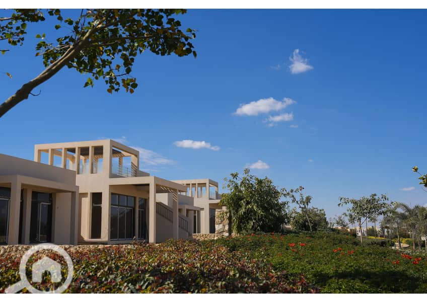 10 OWest Live Shots_Page_04. jpg